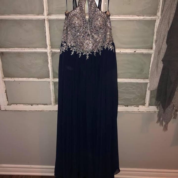 Prom dress! Worn once, has a trail, but not a long one - Picture 1 of 2